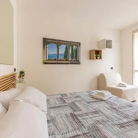 Di - In Centro A 1 Min Da E Stazione - Wifi Apartament *
