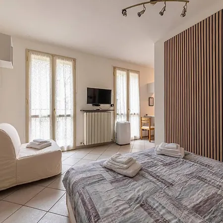 Di - In Centro A 1 Min Da E Stazione - Wifi Apartament *