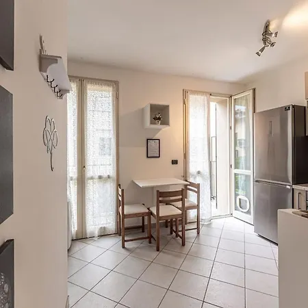 Di - In Centro A 1 Min Da E Stazione - Wifi Apartament Lecco